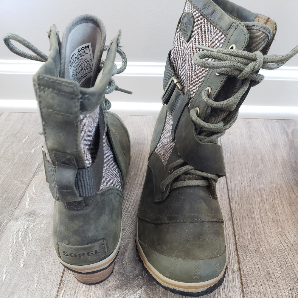 Sorel winter boots size 8